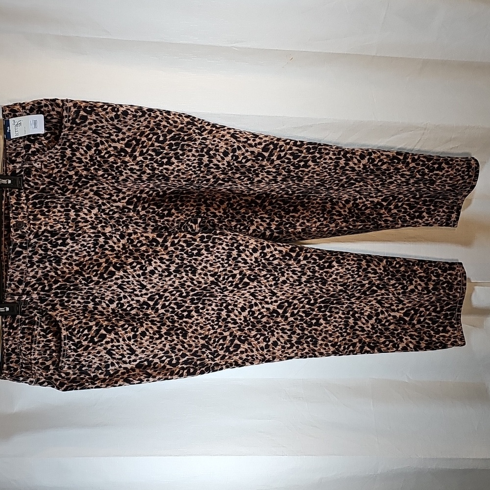Nwt Terra & Sky 26W Leopard Straight Leg - Picture 5 of 10
